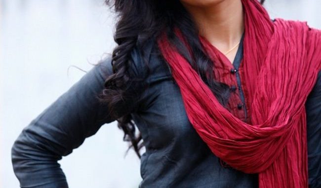 Radhika Apte gets treated by Sujoy Ghosh Radhika Apte gets treated by Sujoy Ghosh